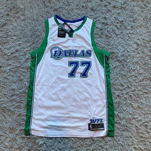 NEW!! Luka Doncic Dallas Mavericks Jersey